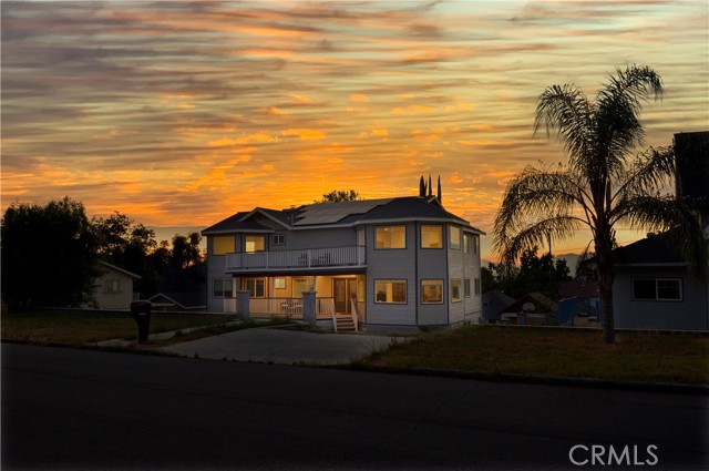 Detail Gallery Image 2 of 36 For 259 E Crescent Ave, Redlands,  CA 92373 - 9 Beds | 5 Baths