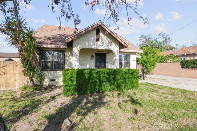 Detail Gallery Image 2 of 38 For 8440 Juniper Ave, Fontana,  CA 92335 - 2 Beds | 1 Baths