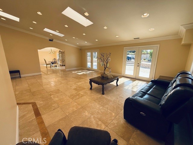 Detail Gallery Image 26 of 48 For 6201 Corbin Ave, Tarzana,  CA 91356 - 5 Beds | 4 Baths