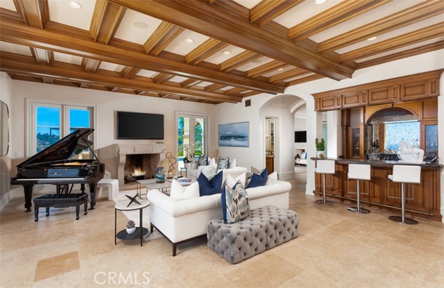 Detail Gallery Image 11 of 46 For 1 Shell Beach, Newport Coast,  CA 92657 - 6 Beds | 6/3 Baths
