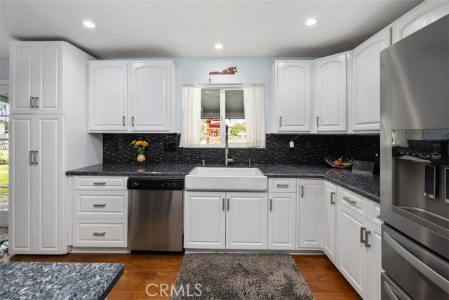 142 Hope Street, Ramona CA: https://media.crmls.org/medias/1ad02c35-57d4-4a8c-bcfc-cdbf065dccfa.jpg