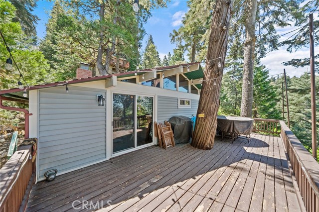 Detail Gallery Image 25 of 39 For 535 Sunderland Ct, Lake Arrowhead,  CA 92352 - 3 Beds | 2 Baths