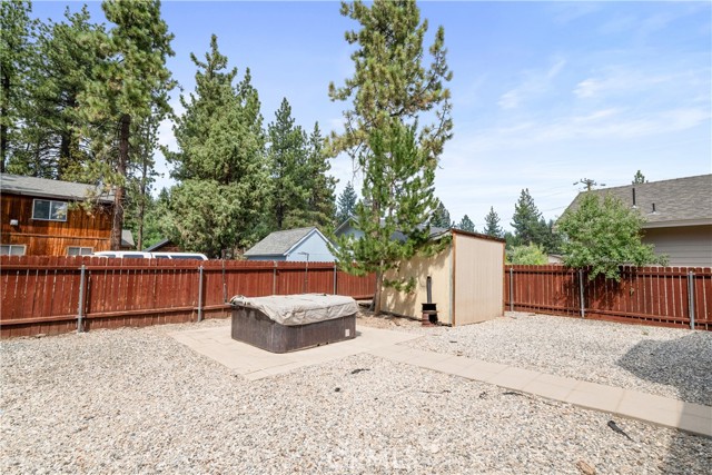 Detail Gallery Image 41 of 45 For 209 W Meadow Ln, Big Bear City,  CA 92314 - 3 Beds | 2 Baths