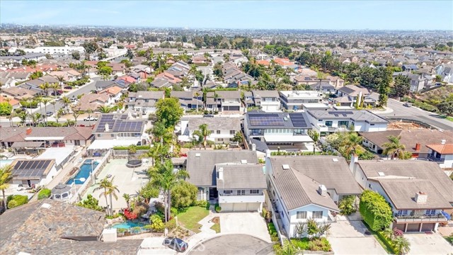 Detail Gallery Image 40 of 42 For 17182 Hillside Cir, Huntington Beach,  CA 92649 - 5 Beds | 4/1 Baths
