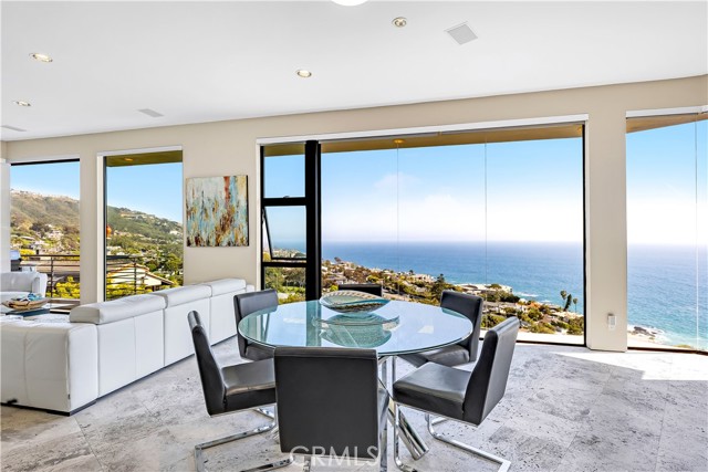 Detail Gallery Image 8 of 61 For 31411 Ceanothus Dr, Laguna Beach,  CA 92651 - 3 Beds | 2/1 Baths