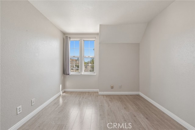 Detail Gallery Image 30 of 55 For 1000 Henrietta, Placentia,  CA 92870 - 3 Beds | 2/1 Baths