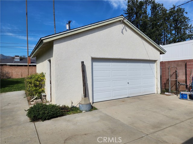13795 Astoria Street photo 2