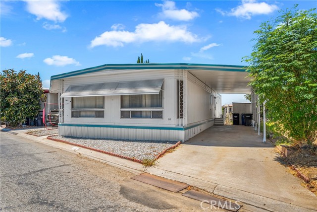 24414 University Ave., Loma Linda CA: https://media.crmls.org/medias/1ad3af45-5b2d-48fa-90d1-7fc736fe3264.jpg