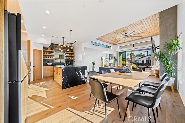 171 Savona Walk, Long Beach CA: https://media.crmls.org/medias/1ad4e40b-4b3b-4c20-adc2-4187940d28fd.jpg