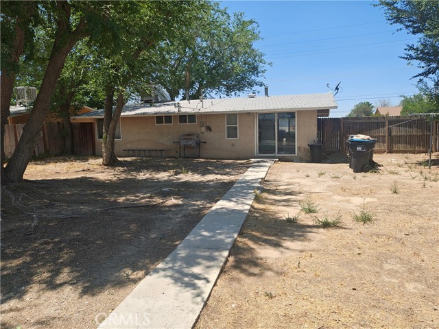Detail Gallery Image 17 of 20 For 45446 10th St, Lancaster,  CA 93534 - 3 Beds | 1/1 Baths