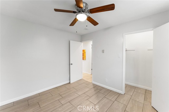 5535 Ackerfield Avenue, Long Beach CA: https://media.crmls.org/medias/1ad69688-0d75-4537-9b59-1d76c7ac939d.jpg