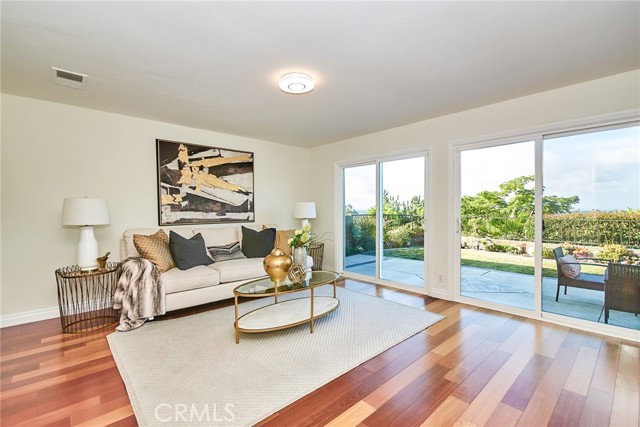 3015 Carolwood Lane, Torrance CA: https://media.crmls.org/medias/1ad6ffb6-5af8-41b4-beb0-8e0575a9611c.jpg