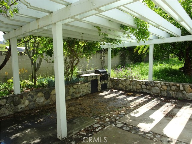 2952 Mill Creek Road, Mentone CA: https://media.crmls.org/medias/1ad7362f-6af3-4077-a5af-53896fe2f1b6.jpg