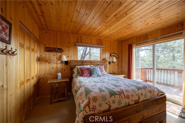 43897 Yosemite Drive, Big Bear Lake CA: https://media.crmls.org/medias/1ad76159-ca51-4126-9d3f-41ee6445ee73.jpg
