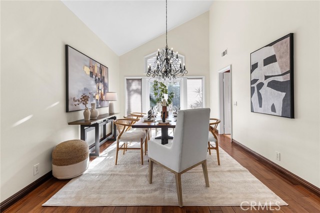2712 N Roxbury Street, Orange CA: https://media.crmls.org/medias/1ad77ced-ab27-4589-9d8f-d13d666e9757.jpg