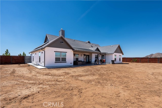 23670 Shirwaun, Apple Valley CA: https://media.crmls.org/medias/1ad79e63-2f8e-4c88-bada-ced7bdcbc956.jpg