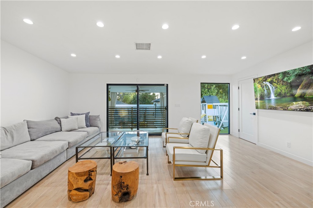 1521 N Columbus Avenue Glendale img 11