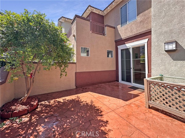 76 Anacapa Court, Lake Forest CA: https://media.crmls.org/medias/1ad7f0f4-2fe7-4a49-814e-d6ea6c8ecfdb.jpg