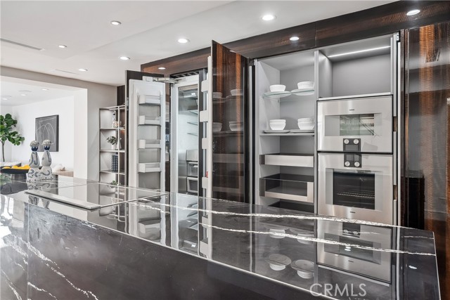 Detail Gallery Image 14 of 53 For 4001 Coldstream, Tarzana,  CA 91356 - 6 Beds | 6/1 Baths