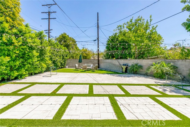 Detail Gallery Image 37 of 43 For 18033 Duncan St, Encino,  CA 91316 - 3 Beds | 2 Baths