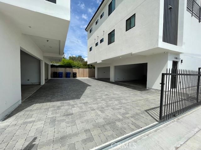 Image 6 of 21 For 11451 Victory Boulevard