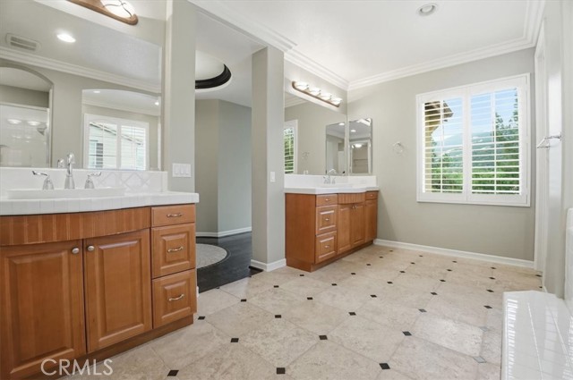 Detail Gallery Image 34 of 75 For 8651 Edelweiss, Corona,  CA 92883 - 4 Beds | 4/1 Baths