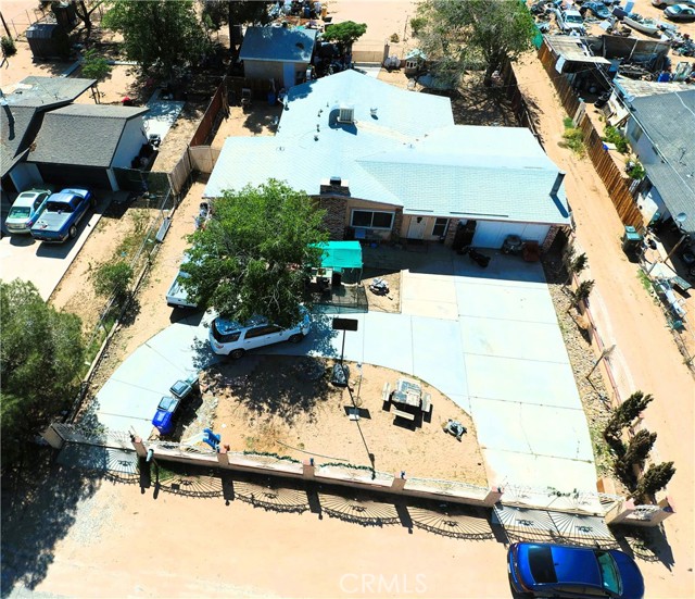 14136 Osage Road, Apple Valley CA: https://media.crmls.org/medias/1ada0eaf-0180-4b27-a009-a49a1cf8e414.jpg