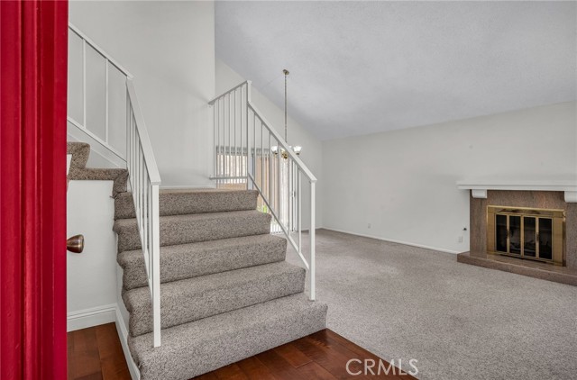 335 Sprucewood Avenue, Oak Park CA: https://media.crmls.org/medias/1adad6ac-7186-411d-949a-4af76ff1227a.jpg