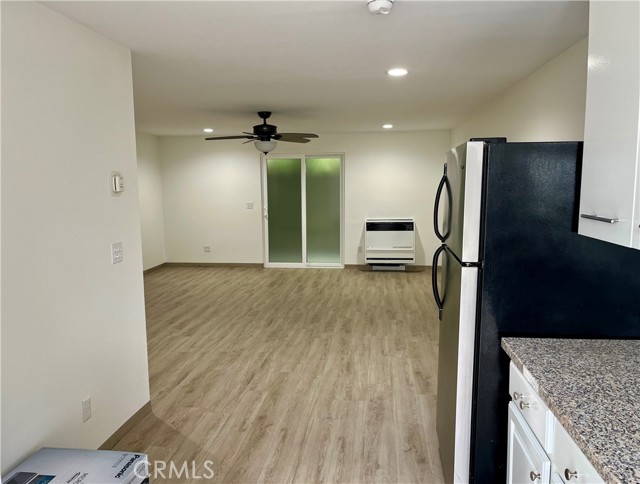 Detail Gallery Image 2 of 7 For 2619 Redlands Dr, Costa Mesa,  CA 92627 - 0 Beds | 1 Baths