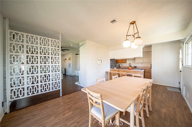 Detail Gallery Image 6 of 39 For 762 N Mulberry Ave, Rialto,  CA 92376 - 4 Beds | 2 Baths