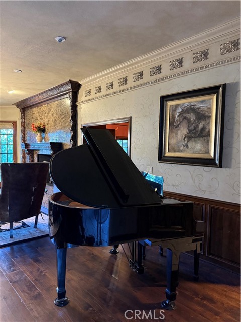 Detail Gallery Image 13 of 40 For 380 N Chandler Ranch, Orange,  CA 92869 - 5 Beds | 7 Baths