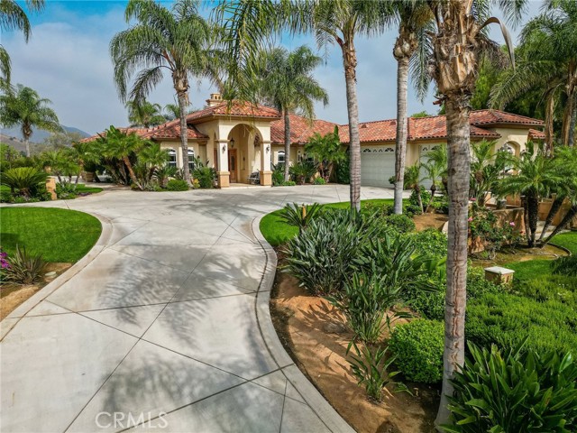 6116 Chadbourne Avenue, Riverside CA: https://media.crmls.org/medias/1add789d-905c-4904-8e61-cf11c0c04e26.jpg