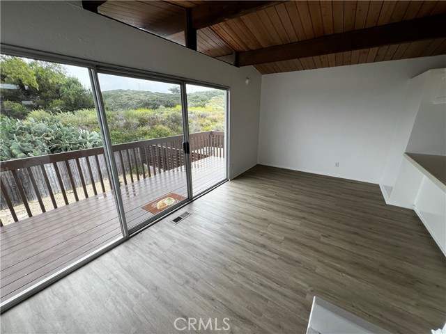 Detail Gallery Image 7 of 32 For 1744 Del Mar Ave, Laguna Beach,  CA 92651 - 2 Beds | 1 Baths