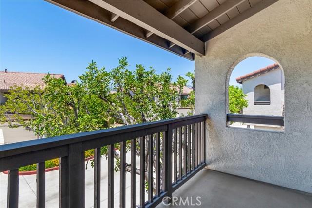 Detail Gallery Image 12 of 29 For 2209 E Badillo St, Covina,  CA 91724 - 3 Beds | 3 Baths