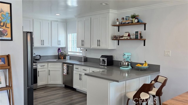 Detail Gallery Image 6 of 75 For 3020 Oregon Ave, Long Beach,  CA 90806 - 3 Beds | 1 Baths