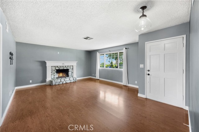 5939 Etiwanda Ave, Rancho Cucamonga CA: https://media.crmls.org/medias/1adfbd6b-42b2-4d22-baf0-127b1eb9a11a.jpg
