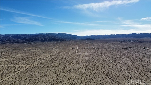 Detail Gallery Image 24 of 29 For 5055 Shoshone Valley Rd, Twentynine Palms,  CA 92277 - – Beds | – Baths