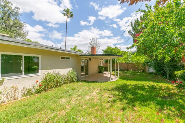 22504 Hartland St, West Hills CA: https://media.crmls.org/medias/1ae08294-596e-4737-a86d-2cb137b43b9e.jpg