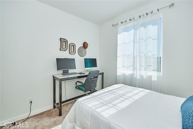 Detail Gallery Image 16 of 44 For 34955 S Serano Sq, Yucaipa,  CA 92399 - 5 Beds | 4 Baths