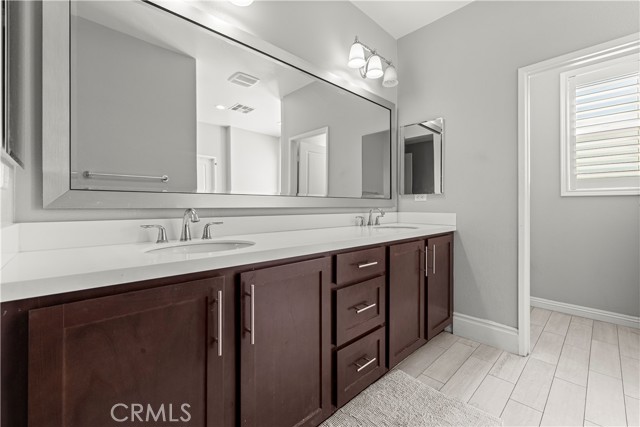 Detail Gallery Image 21 of 39 For 5052 Clematis Ct, Jurupa Valley,  CA 91752 - 5 Beds | 3/1 Baths
