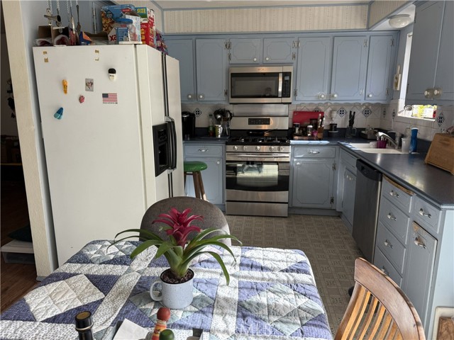 Detail Gallery Image 5 of 8 For 749 Woodland, Los Osos,  CA 93402 - 3 Beds | 2 Baths