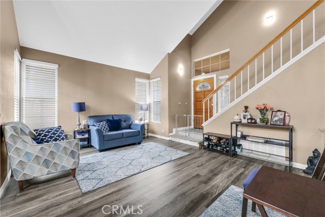 12284 Sandy Creek, Riverside CA: https://media.crmls.org/medias/1ae31dfd-a802-4950-a313-95d558b0c317.jpg