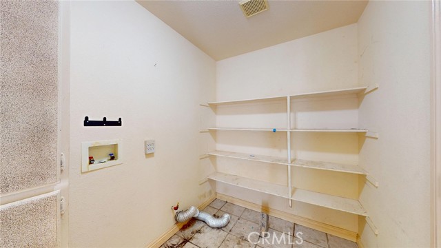 Detail Gallery Image 12 of 39 For 6157 W Avenue J4, Lancaster,  CA 93536 - 3 Beds | 2 Baths