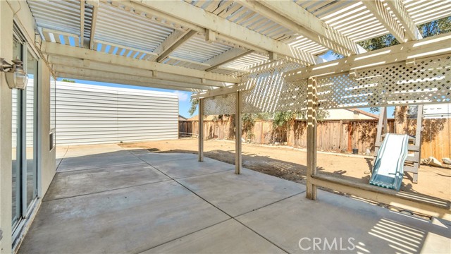 Detail Gallery Image 35 of 53 For 13257 Antioch Cir, Victorville,  CA 92392 - 4 Beds | 2/1 Baths