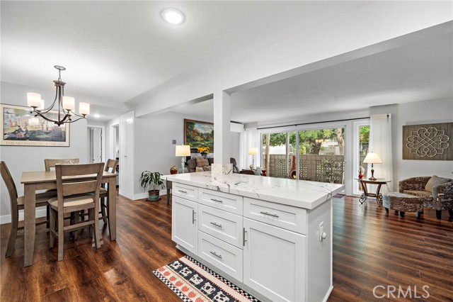 Detail Gallery Image 7 of 27 For 256 Calle Aragon #D,  Laguna Woods,  CA 92637 - 2 Beds | 2 Baths