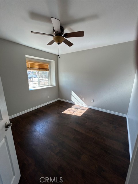 Detail Gallery Image 21 of 25 For 806 El Dorado Ct, Lake Elsinore,  CA 92530 - 4 Beds | 2/1 Baths