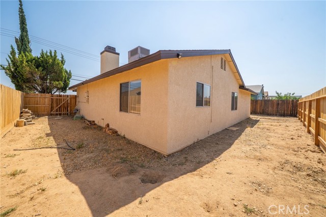 Detail Gallery Image 32 of 49 For 15486 Yates Rd, Victorville,  CA 92395 - 3 Beds | 2 Baths