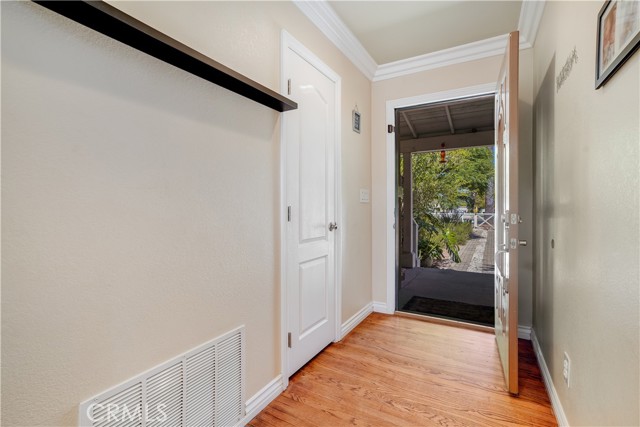 Image 13 of 47 For 8084 Magnolia Avenue