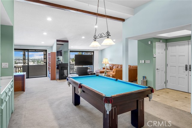 Detail Gallery Image 5 of 19 For 2298 Rose #403,  Signal Hill,  CA 90755 - 2 Beds | 2 Baths