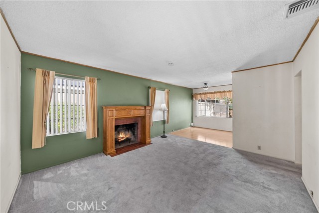 Detail Gallery Image 3 of 17 For 730 N Holmes, Ontario,  CA 91764 - 3 Beds | 1 Baths